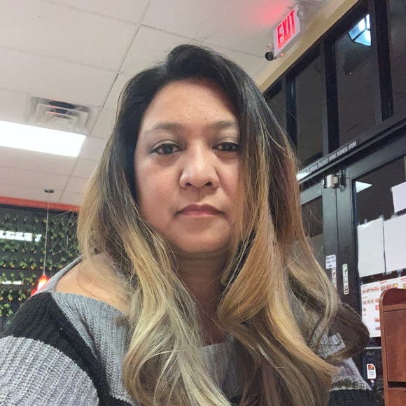 Meet your Posher, Joanne - Picture 5 of 5